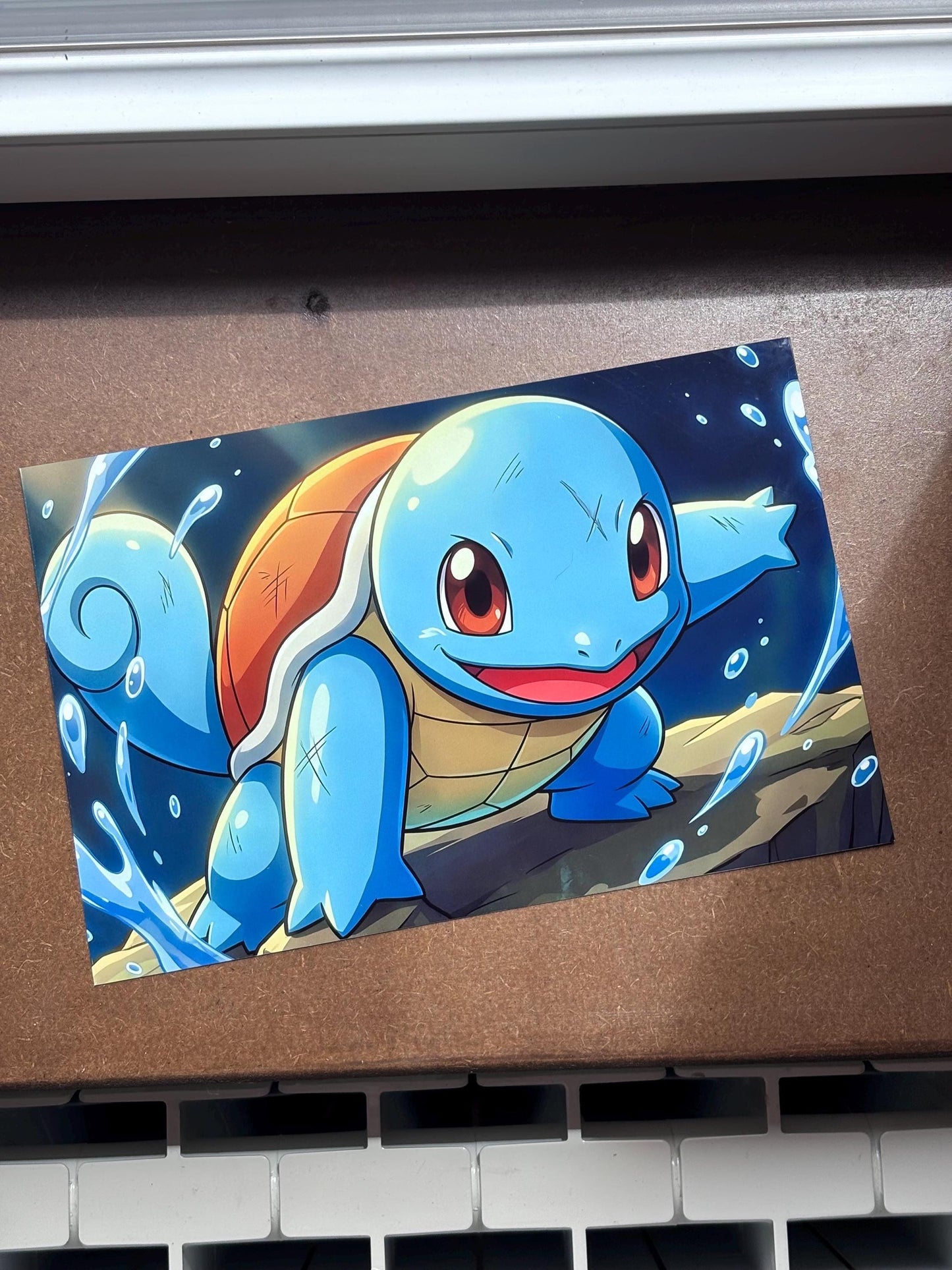 Poster Métal Carapuce – Art Mural Pokémon Paysage Nature | Impression Aluminium Brillante Décoration Gaming