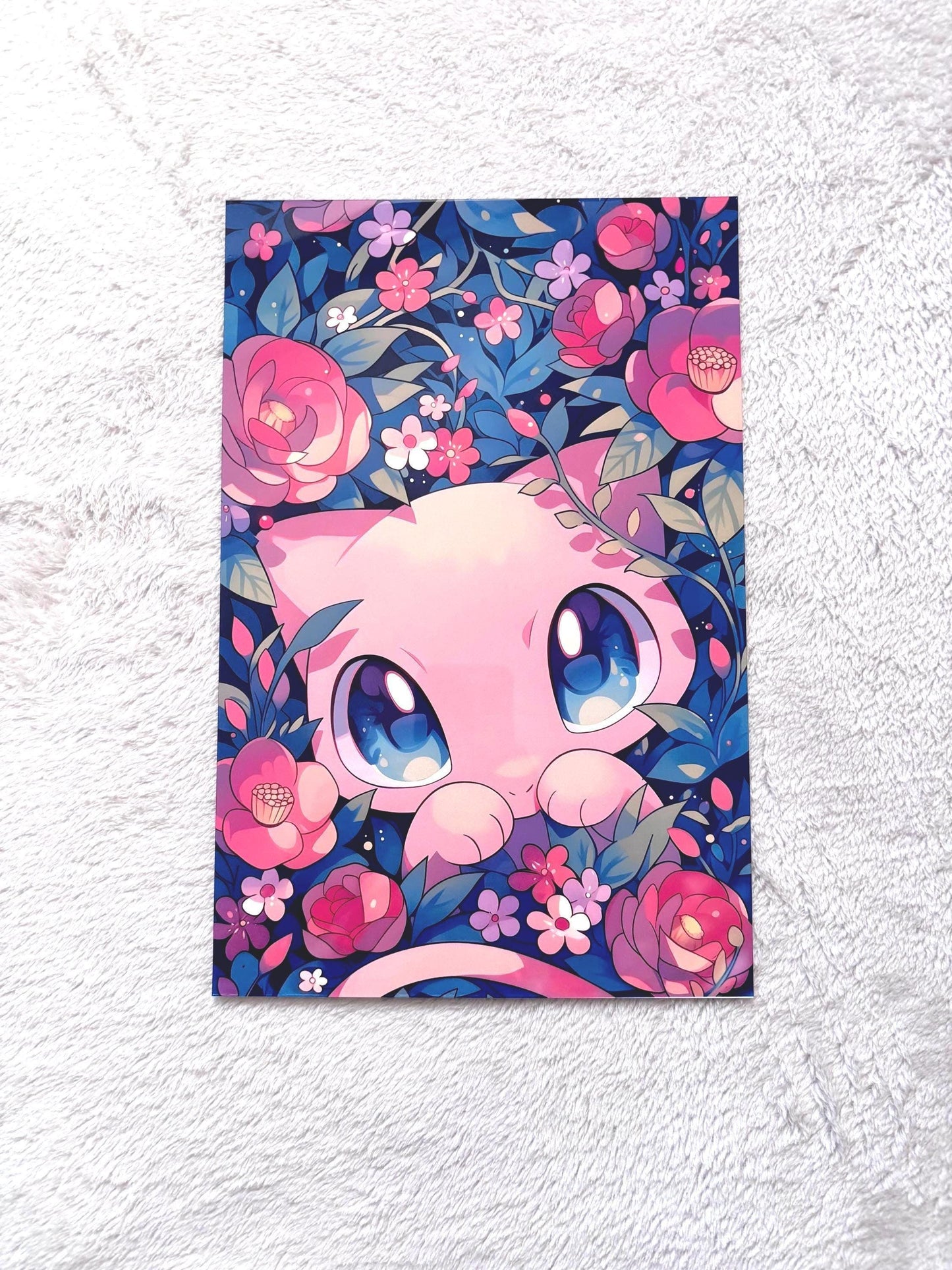 Poster Métal Mew – Art Mural Pokémon Kawaii Floral Pastel | Impression Aluminium Brillante Décoration Gaming